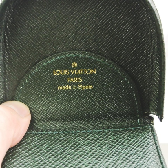 Louis Vuitton Taiga Coin Cash Earbud Change Case Holder Lurse Wallet - Picture 8 of 8